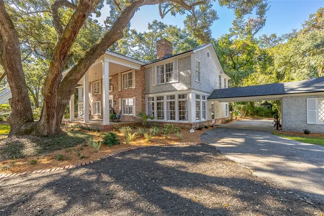 $1,395,000 | 106 Draughons Drive, St. Simons Island, GA 31522
