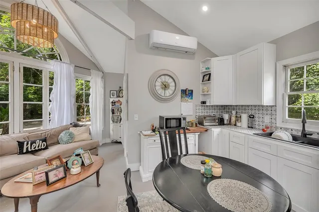 $1,395,000 | 106 Draughons Drive, St. Simons Island, GA 31522