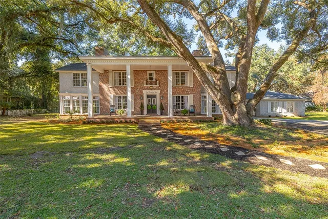$1,395,000 | 106 Draughons Drive, St. Simons Island, GA 31522