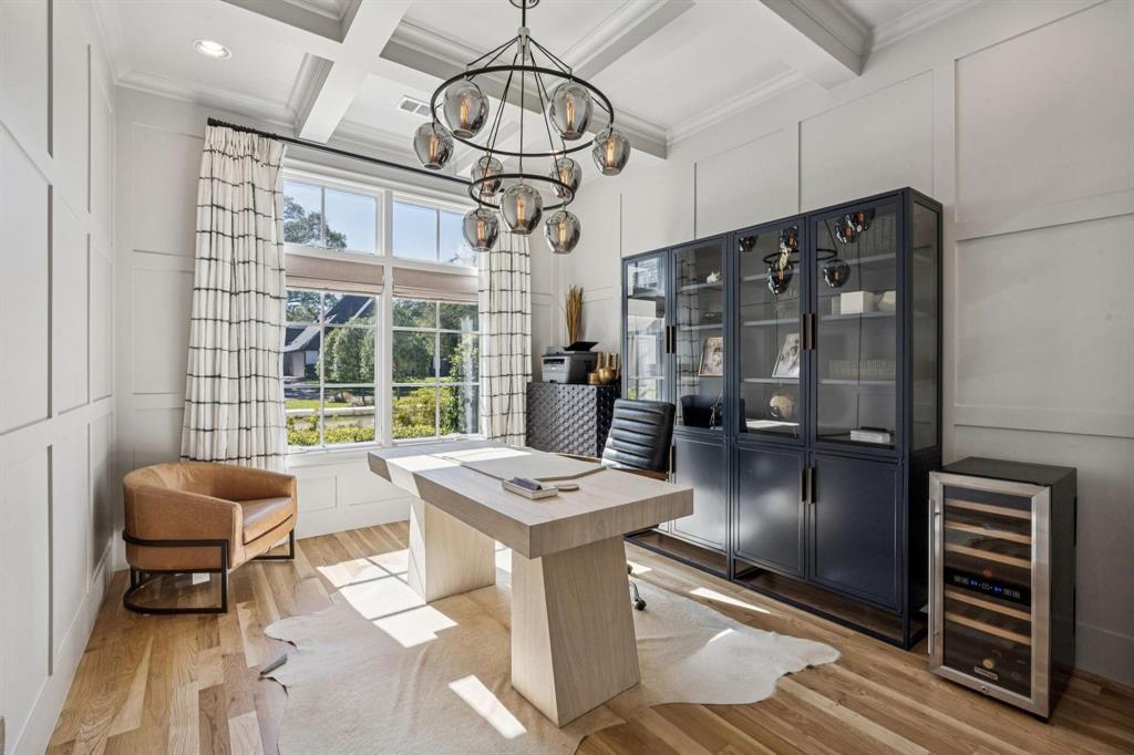 6815 Stichter Avenue Dallas, TX 75230 - Photo 5 of 38