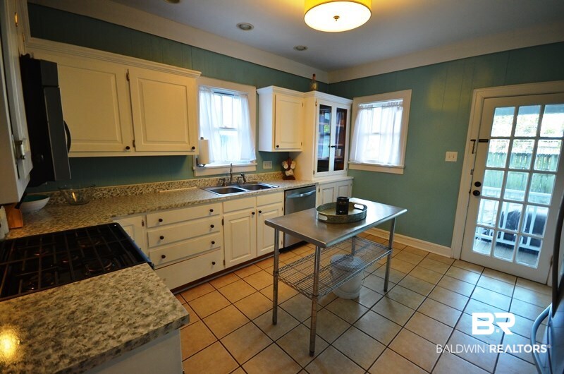 59 South Hallett Street Mobile, AL 36604 - Photo 10 of 26