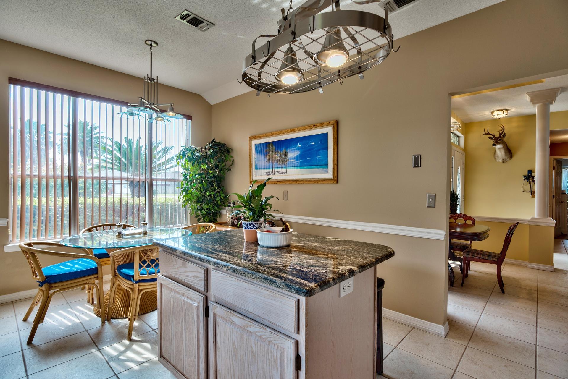 438 Ridge Wood Circle Destin, FL 32541 - Photo 10 of 29 Island Breakfast Room