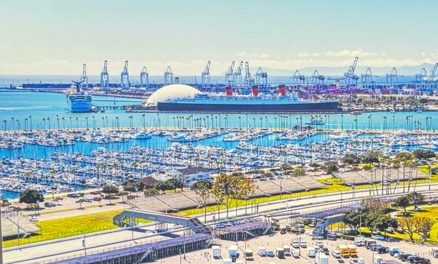 $5,200 | 488 East Ocean Boulevard, Unit P2, Long Beach, CA 90802