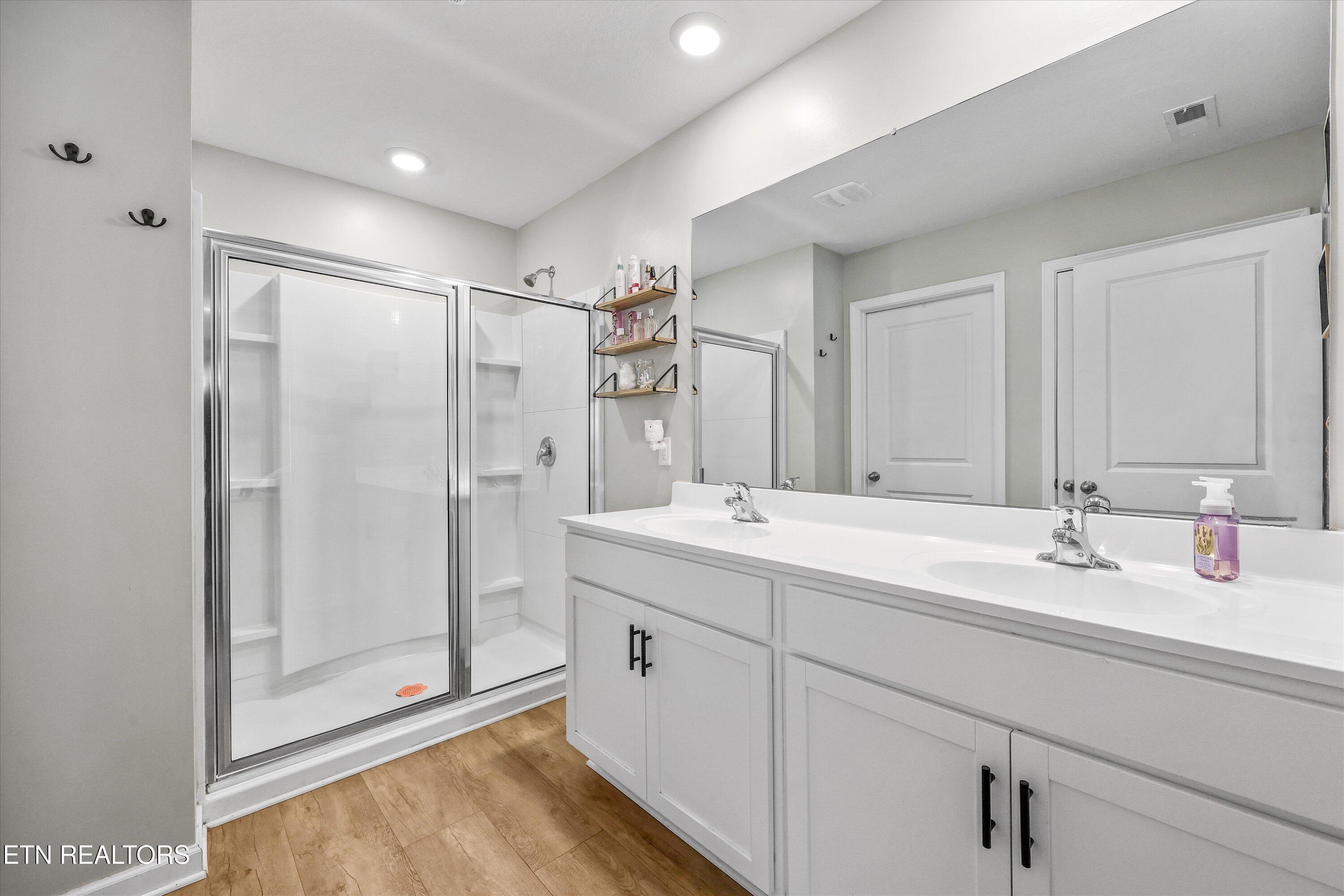 262 Ibis Loop Oak Ridge, TN 37830 - Photo 17 of 35 262 Ibis Loop