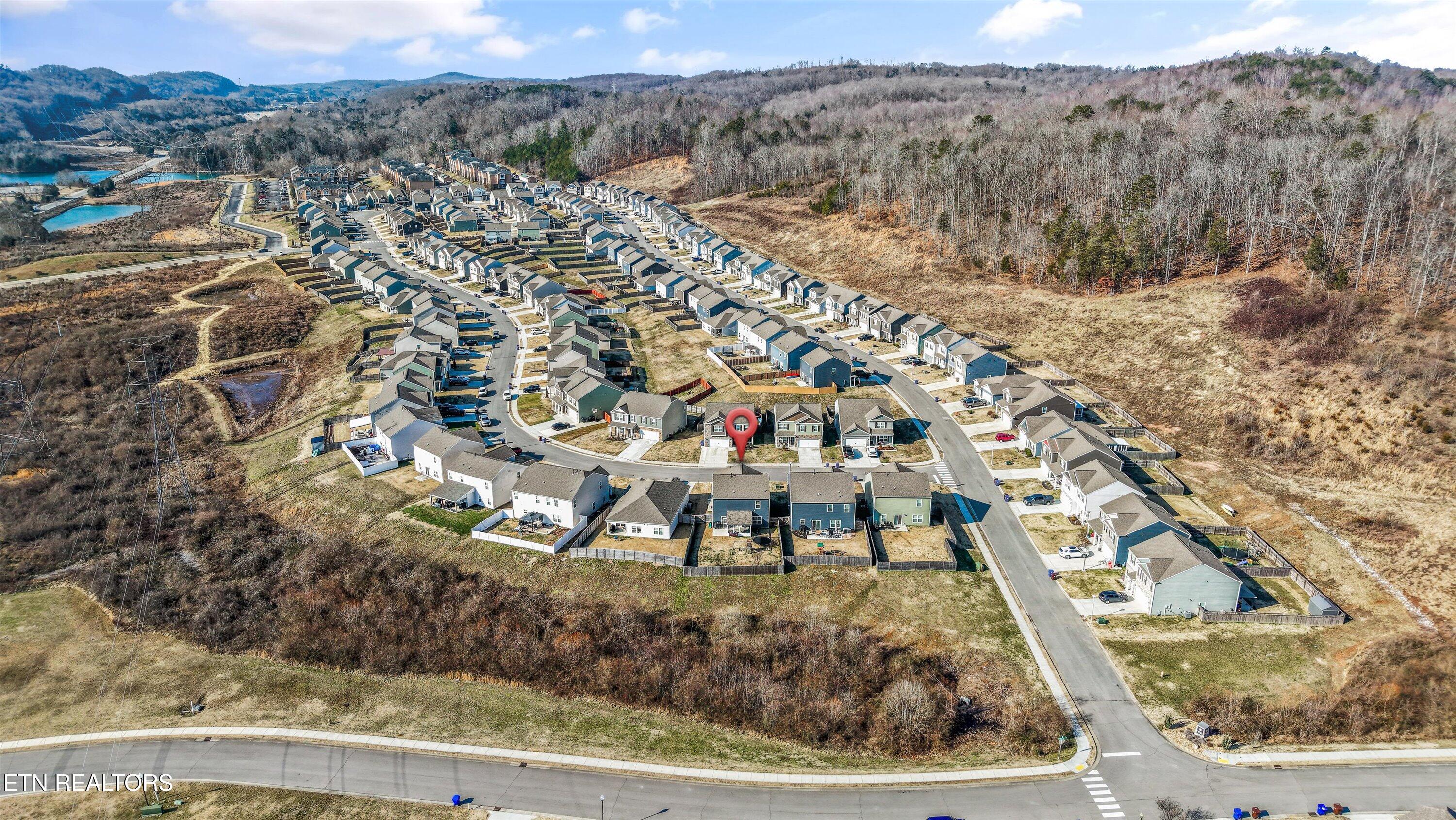 262 Ibis Loop Oak Ridge, TN 37830 - Photo 33 of 35 262 Ibis Loop