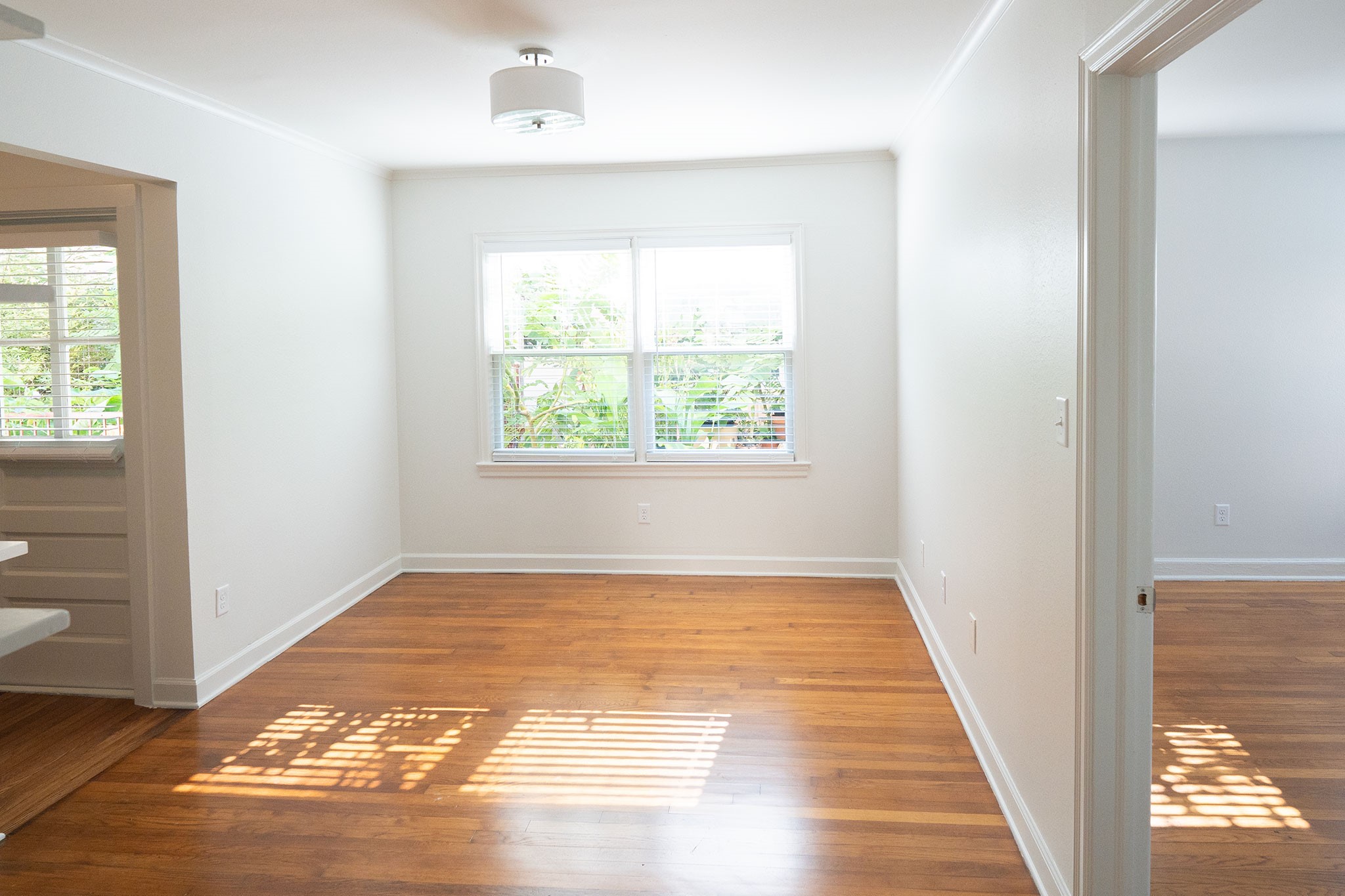 1917 Prospect Street, Unit 1 Houston, TX 77004 - Photo 4 of 16 a view of an empty room and window