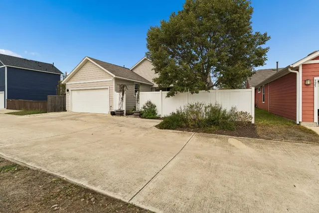 front view of house with a yard