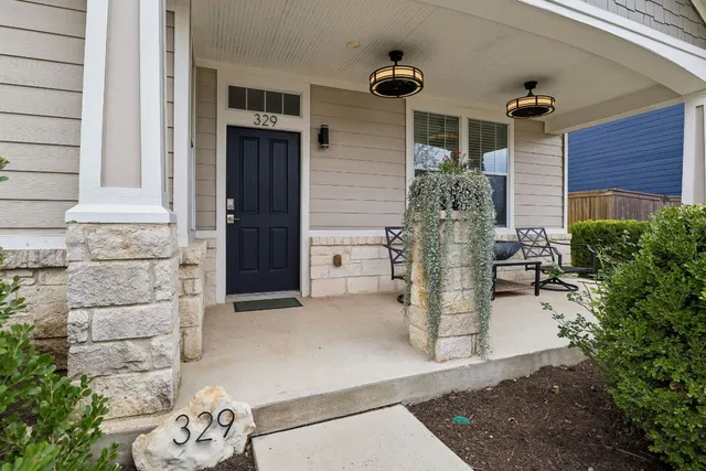 a view of a entryway of the house