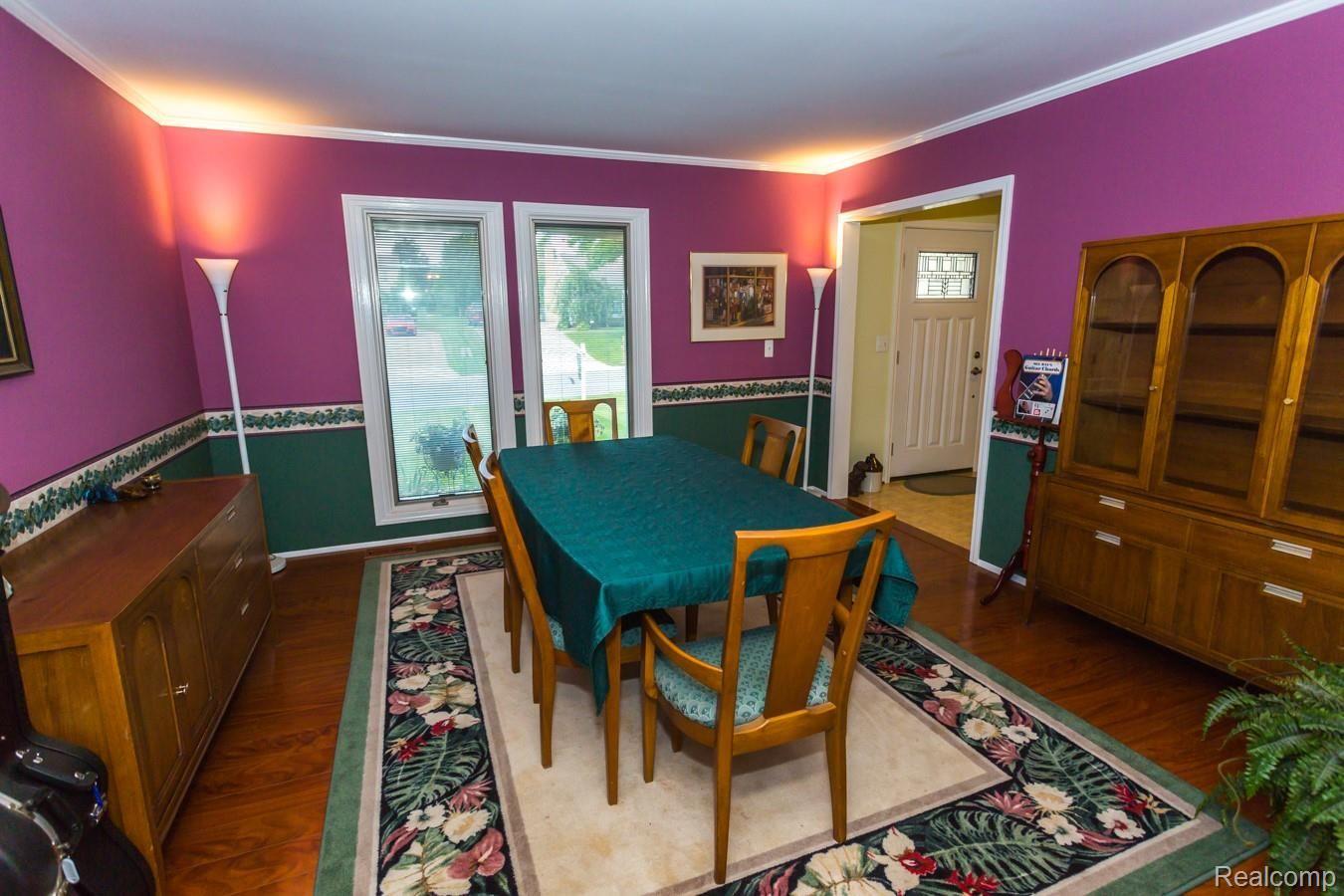 2135 North Fairview Lane Rochester, MI 48306 - Photo 22 of 50 22-DiningRoom.jpg