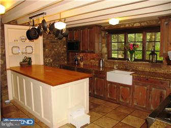 701 Spring Valley Road Doylestown, PA 18901 - Photo 3 of 12