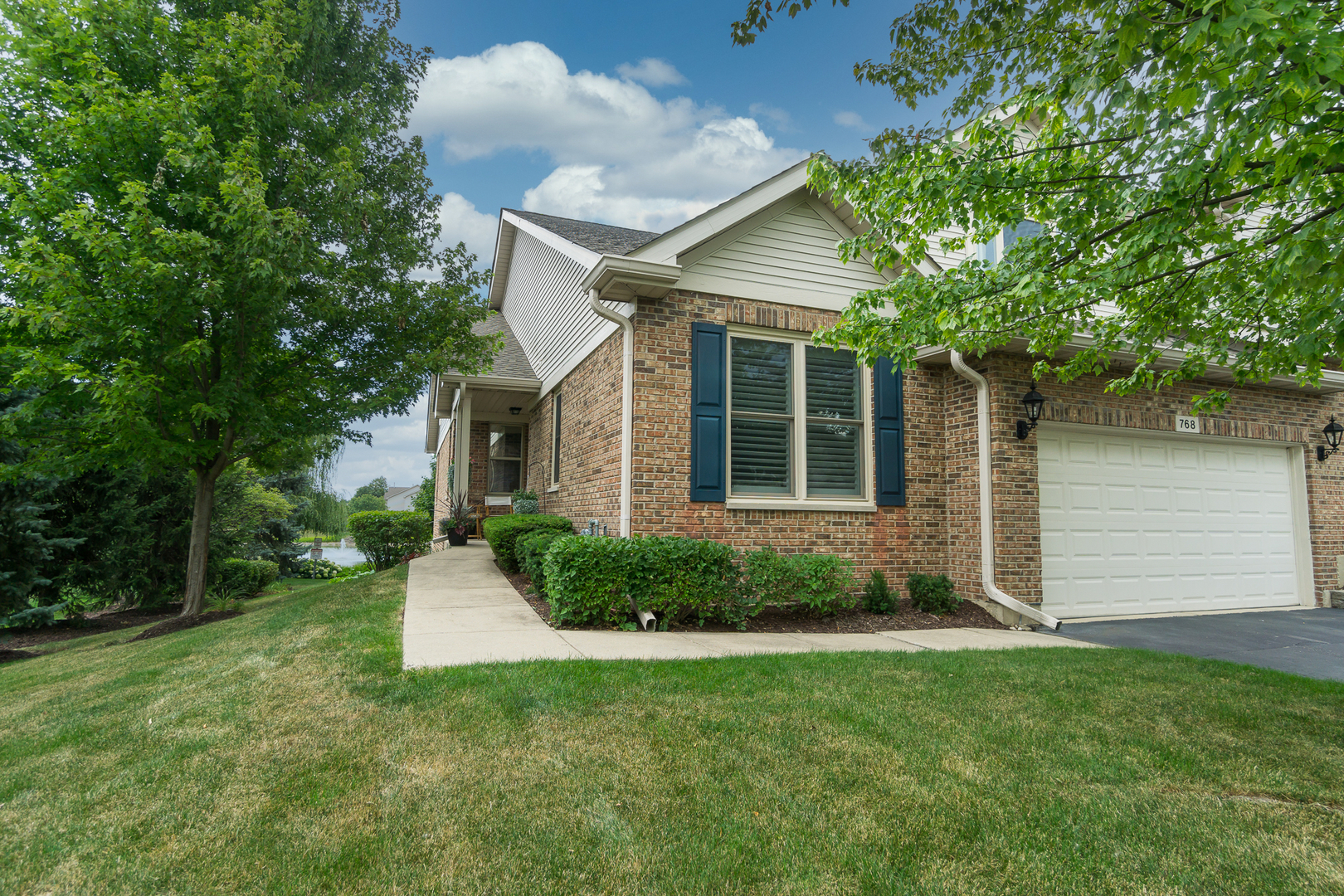 768 St Johns Place Addison, IL 60101 - Photo 1 of 34 front view of a house with a yard