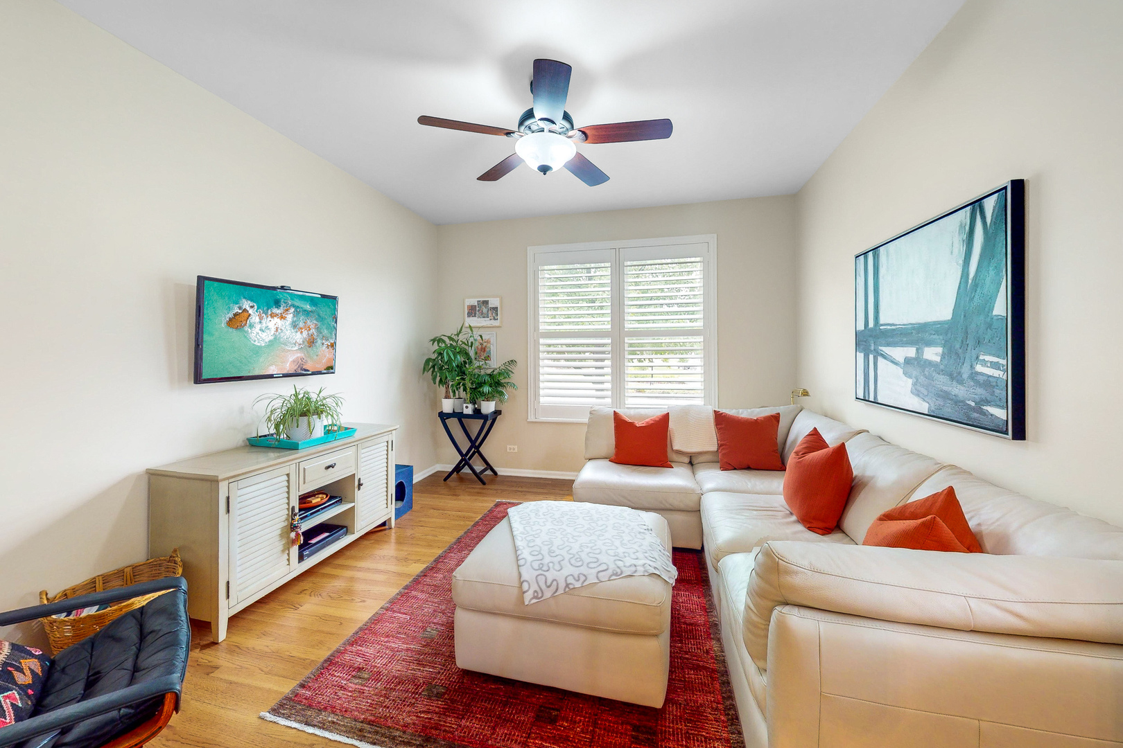 768 St Johns Place Addison, IL 60101 - Photo 11 of 34 a living room with furniture and a large window