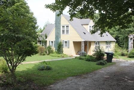 200 Circle Drive Springfield, TN 37172 - Photo 2 of 16 a front view of a house with a yard and porch