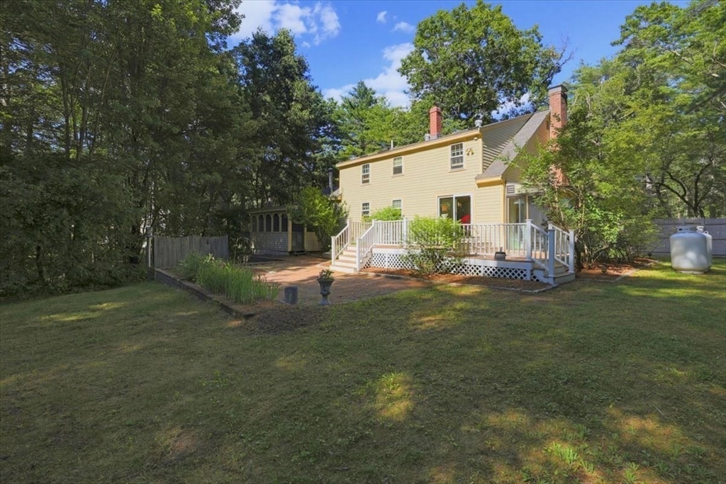 69 Hall Street Dunstable, MA 01827 - Photo 36 of 40