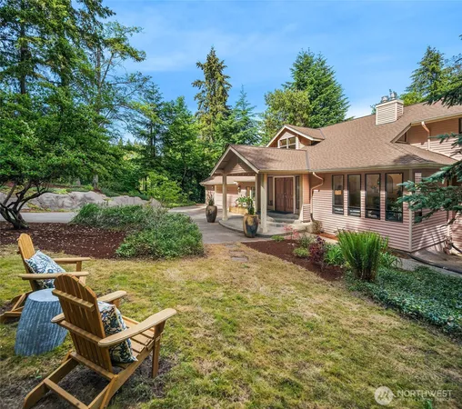 $899,000 | 22808 105th Avenue Southwest, Vashon, WA 98070
