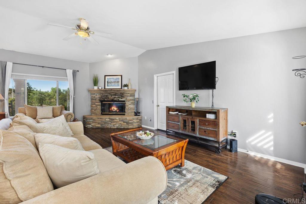 11106 Calgary Way Valley Center, CA 92082 - Photo 15 of 49