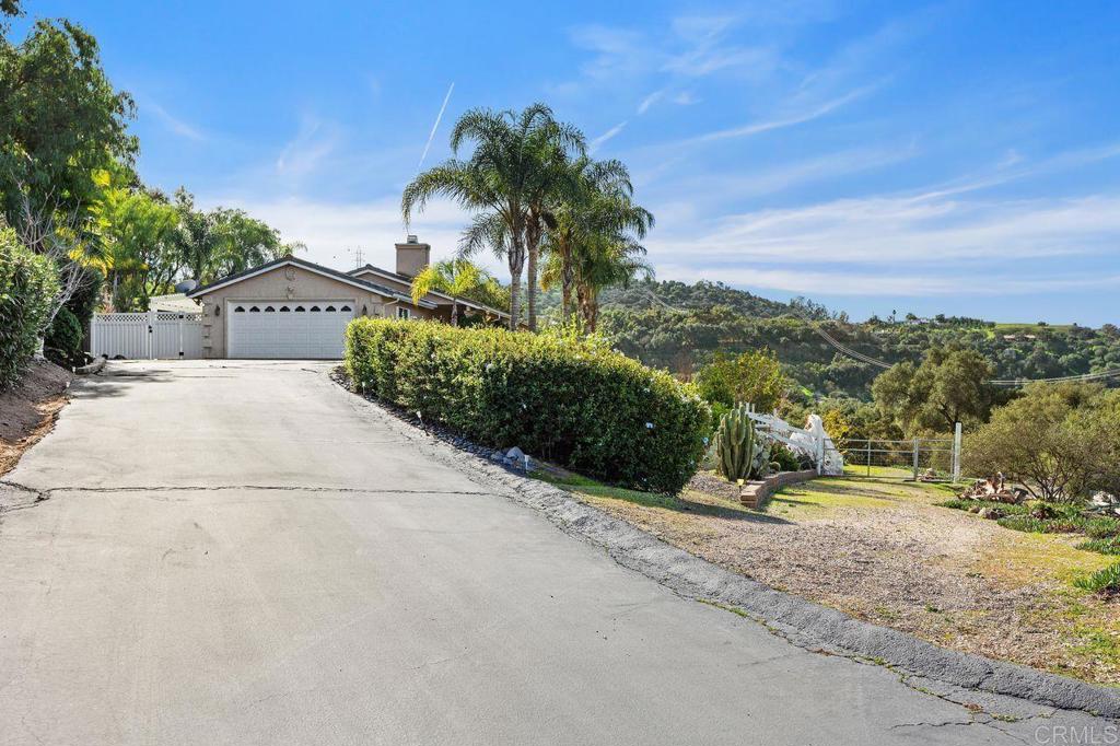 11106 Calgary Way Valley Center, CA 92082 - Photo 3 of 49