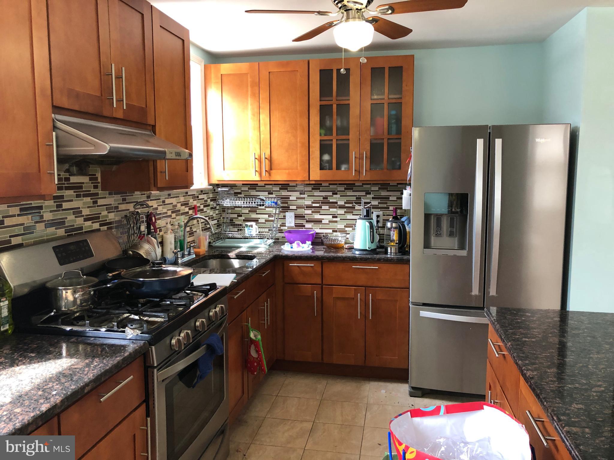 2306 Rhawn Street Philadelphia, PA 19152 - Photo 6 of 30 Gallery Image 6