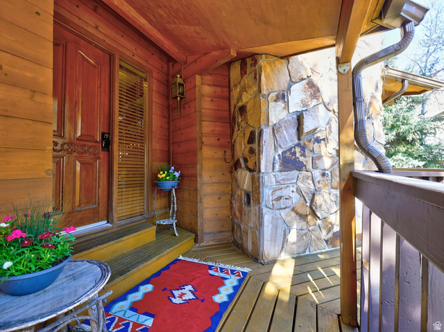 8839 Timphaven Road Provo, UT 84604 - Photo 7 of 52