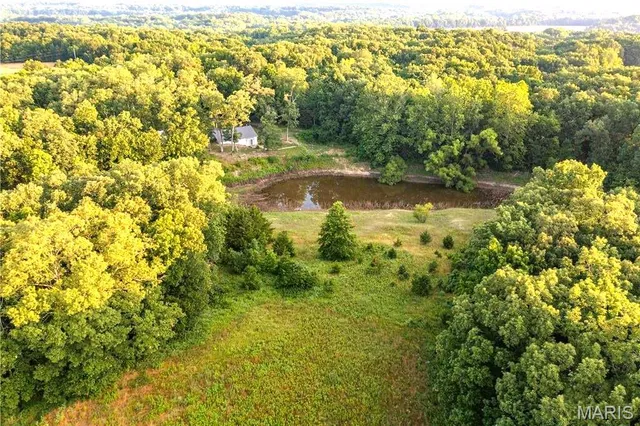 $350,000 | 86 Combs Road, Bellflower, MO 63333