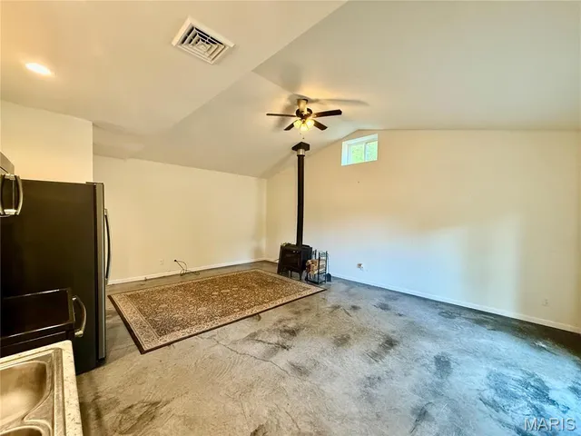 $350,000 | 86 Combs Road, Bellflower, MO 63333