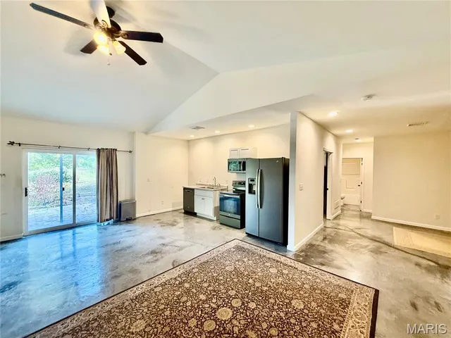 $350,000 | 86 Combs Road, Bellflower, MO 63333