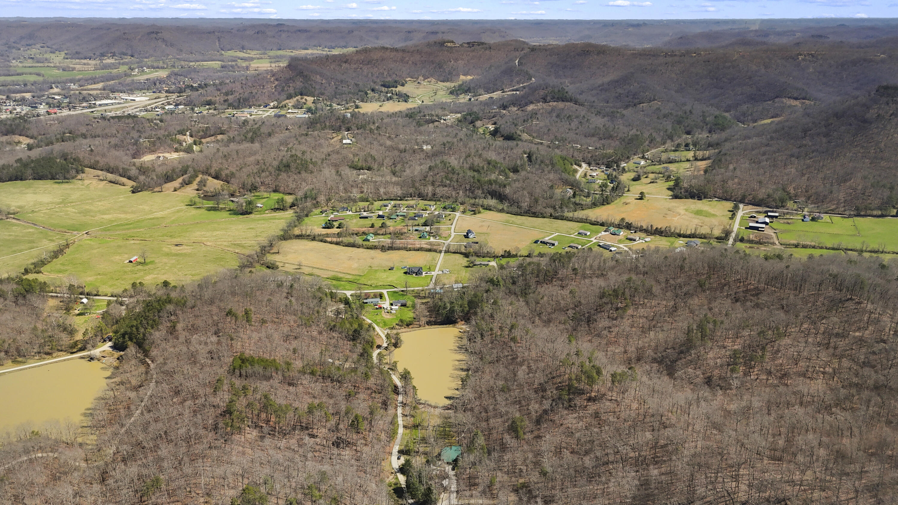 155 Chaneyville Road Stanton, KY 40380 - Photo 38 of 46 DJI_20260324130222_0079_D