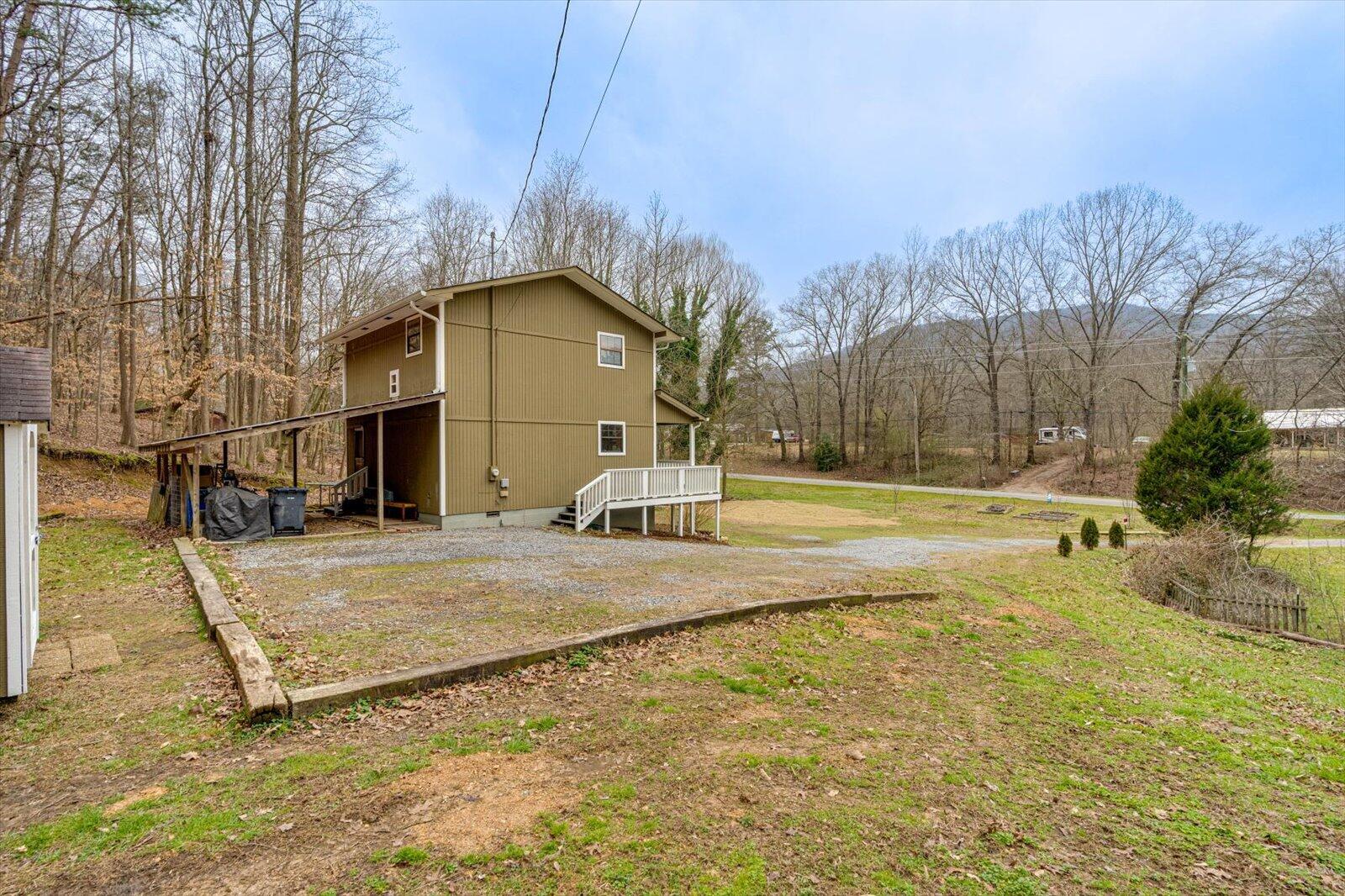 2403 Chamberlain Road LaFayette, GA 30728 - Photo 9 of 39 33-2403 Chamberlain-33