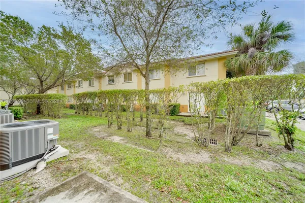 a view of backyard of house