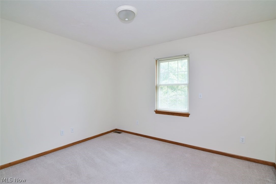 6967 Auburn Ridge Road Painesville, OH 44077 - Photo 29 of 47
