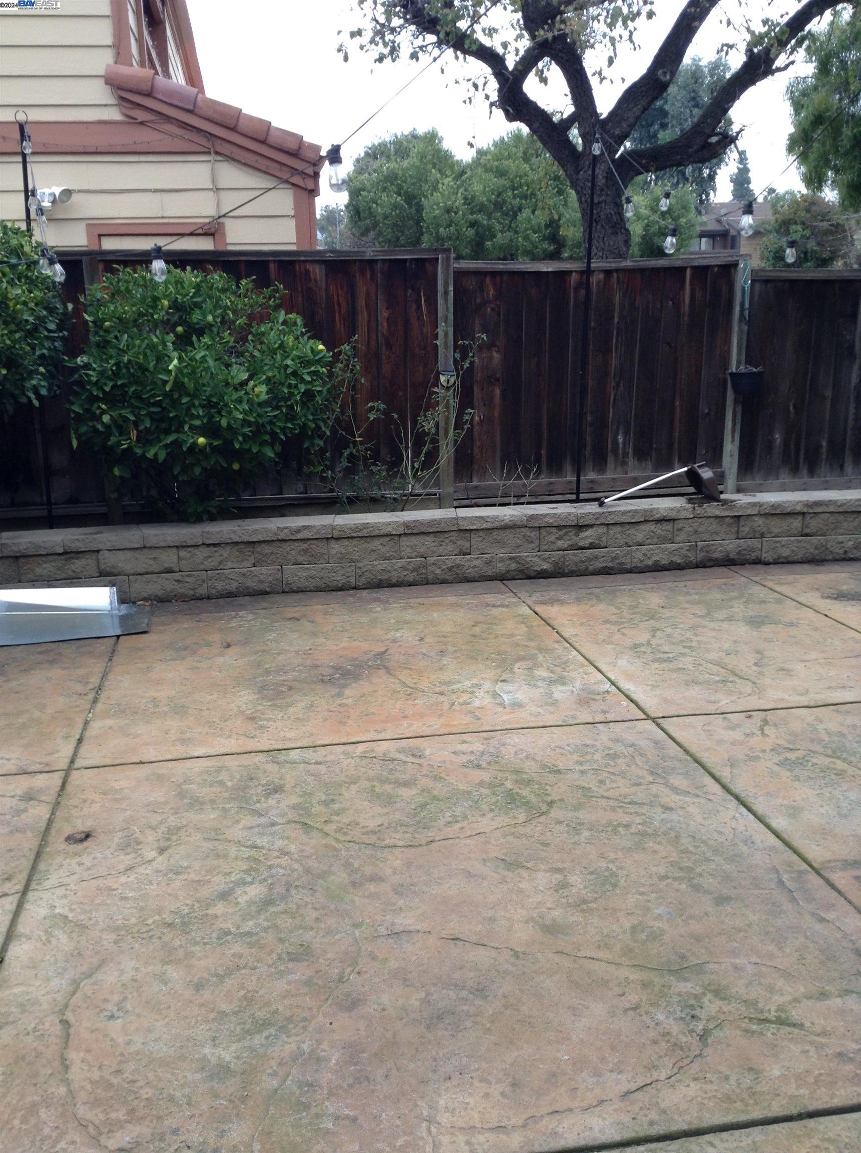 1064 Dempsey Road Milpitas, CA 95035 - Photo 31 of 31 a view of wooden fence