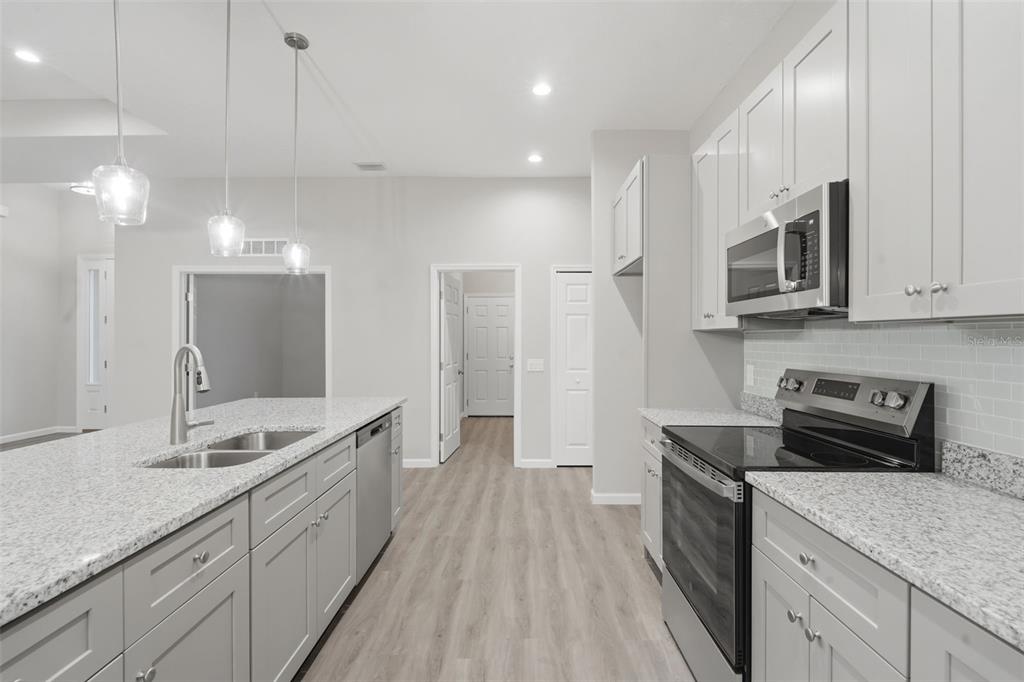 3 Amigos Road DeBary, FL 32713 - Photo 8 of 37