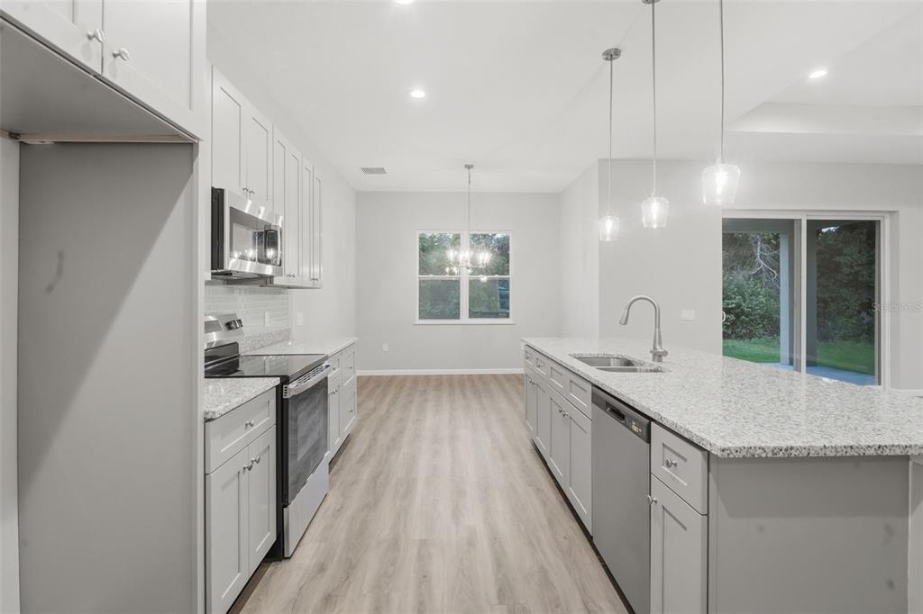 3 Amigos Road DeBary, FL 32713 - Photo 10 of 37
