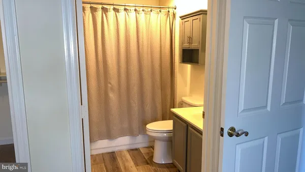 $2,200 | 625 Admiral Drive, Unit 205, Annapolis, MD 21401