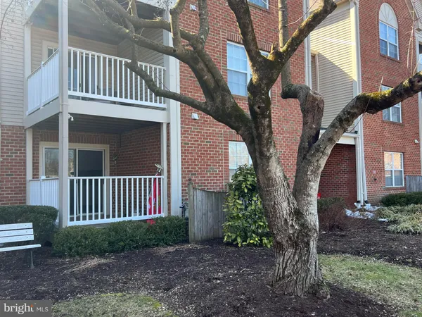 $2,200 | 625 Admiral Drive, Unit 205, Annapolis, MD 21401