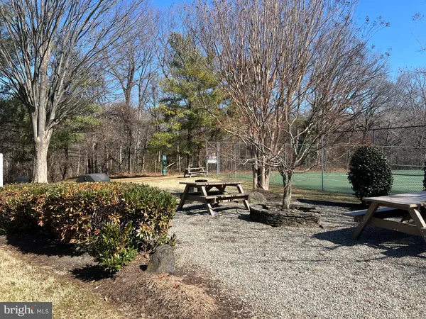 $2,200 | 625 Admiral Drive, Unit 205, Annapolis, MD 21401