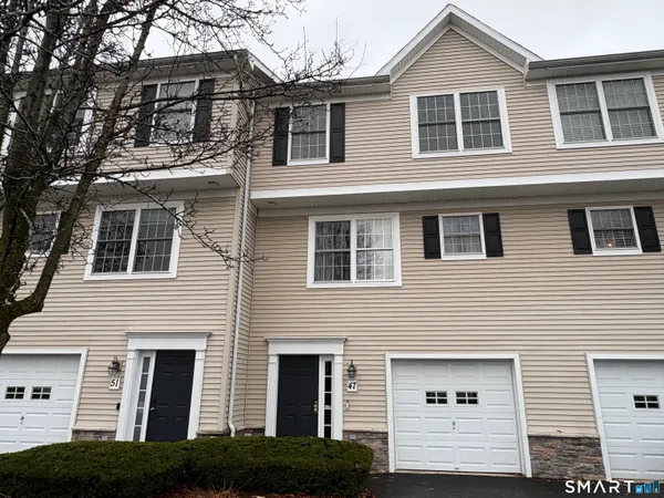 $317,000 | 47 Nolan Circle, Unit 47, Manchester, CT 06042