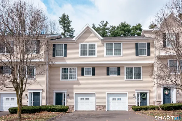 $312,000 | 47 Nolan Circle, Unit 47, Manchester, CT 06042