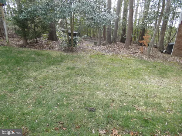 $5,750 | 6422 Lake Meadow Drive, Burke, VA 22015