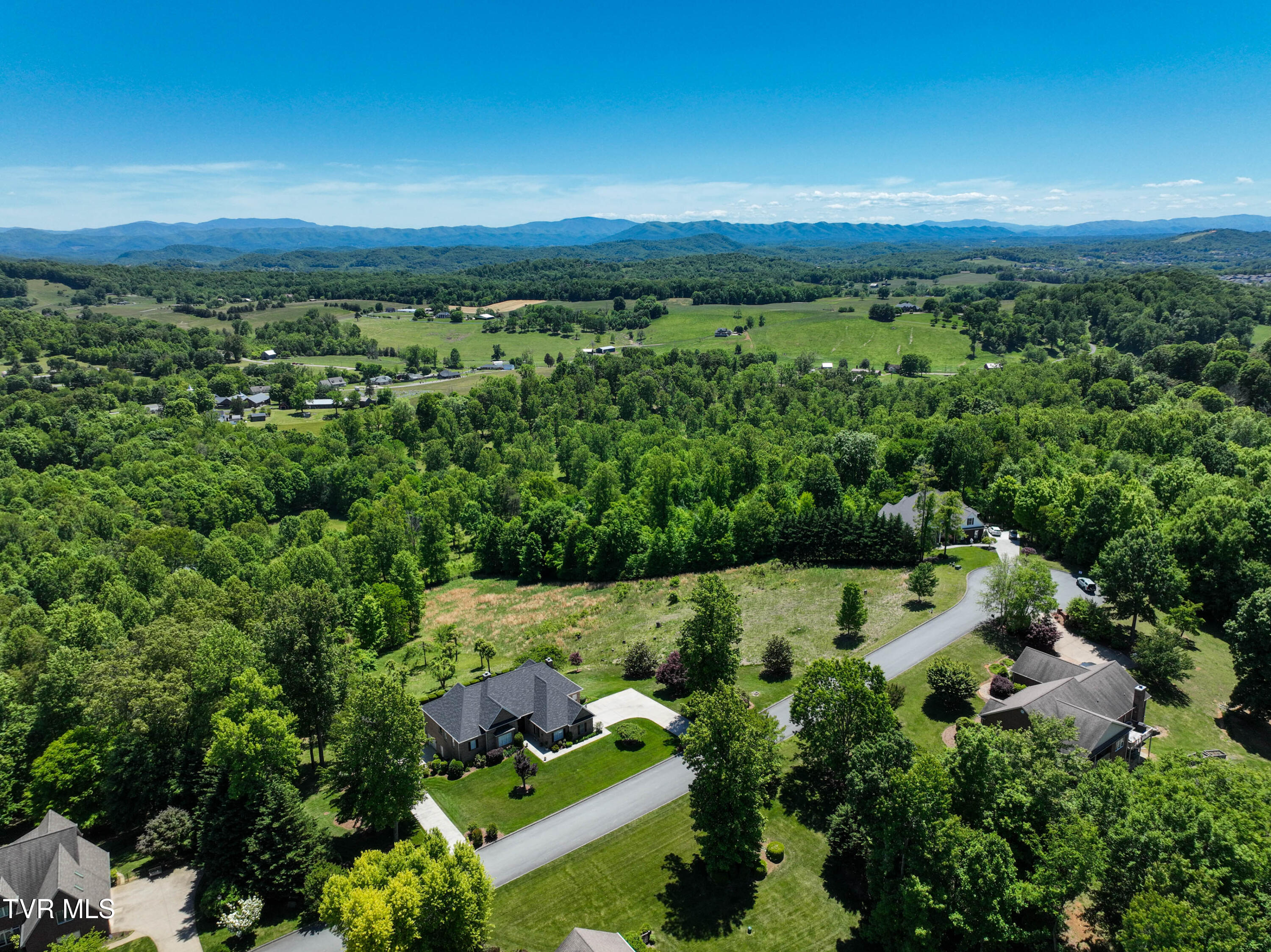152 Allison Timbers Road, Unit 6 Piney Flats, TN 37686 - Photo 26 of 56 152 Alison Timbers Rd Drone AD-21