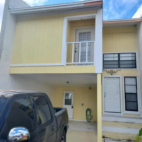 $2,100 | 2929 Kelly Ridge Lane, Tampa, FL 33604