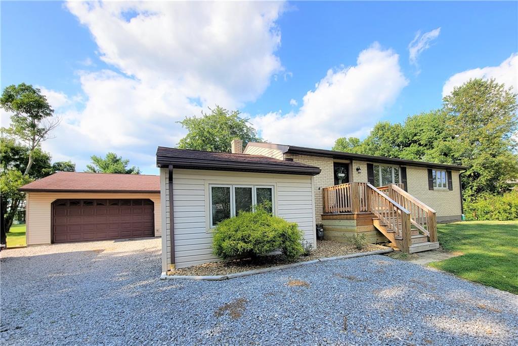 216 Middle Trail Butler, PA 16002 - Photo 1 of 25