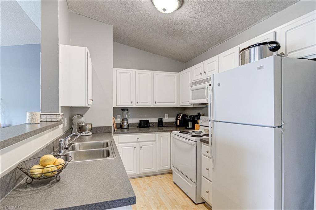 120 James Road, Unit 3D High Point, NC 27265 - Photo 7 of 15 Gallery Image 7