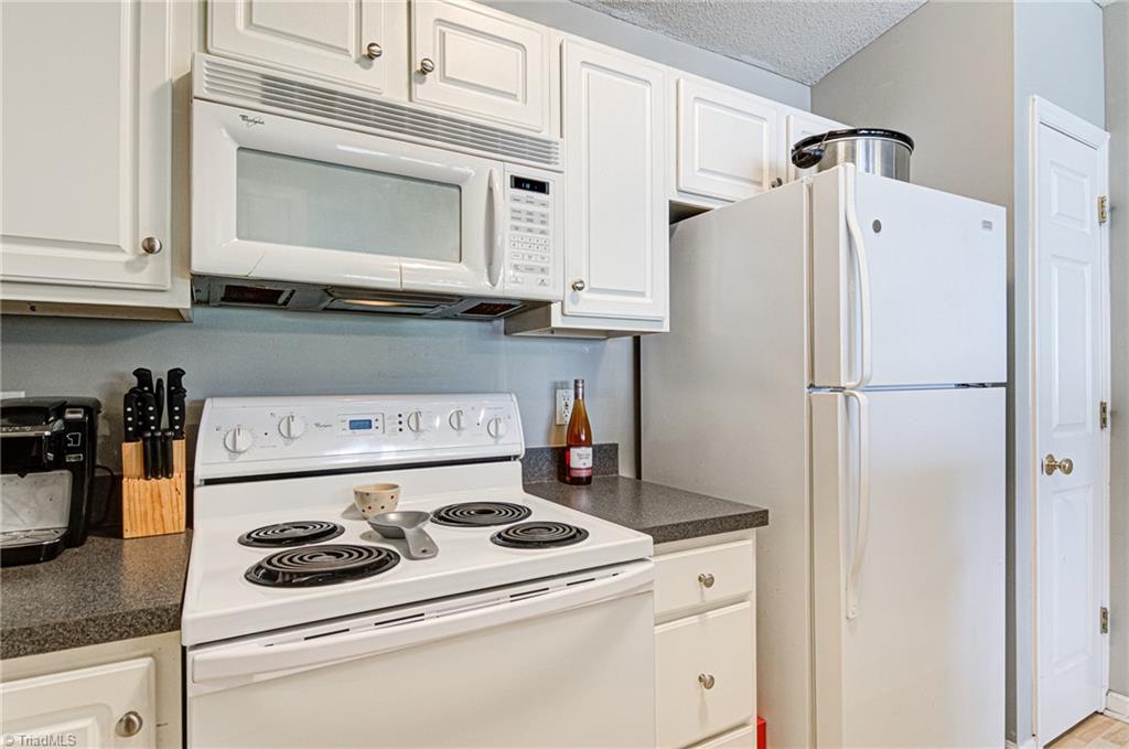 120 James Road, Unit 3D High Point, NC 27265 - Photo 8 of 15 Gallery Image 8