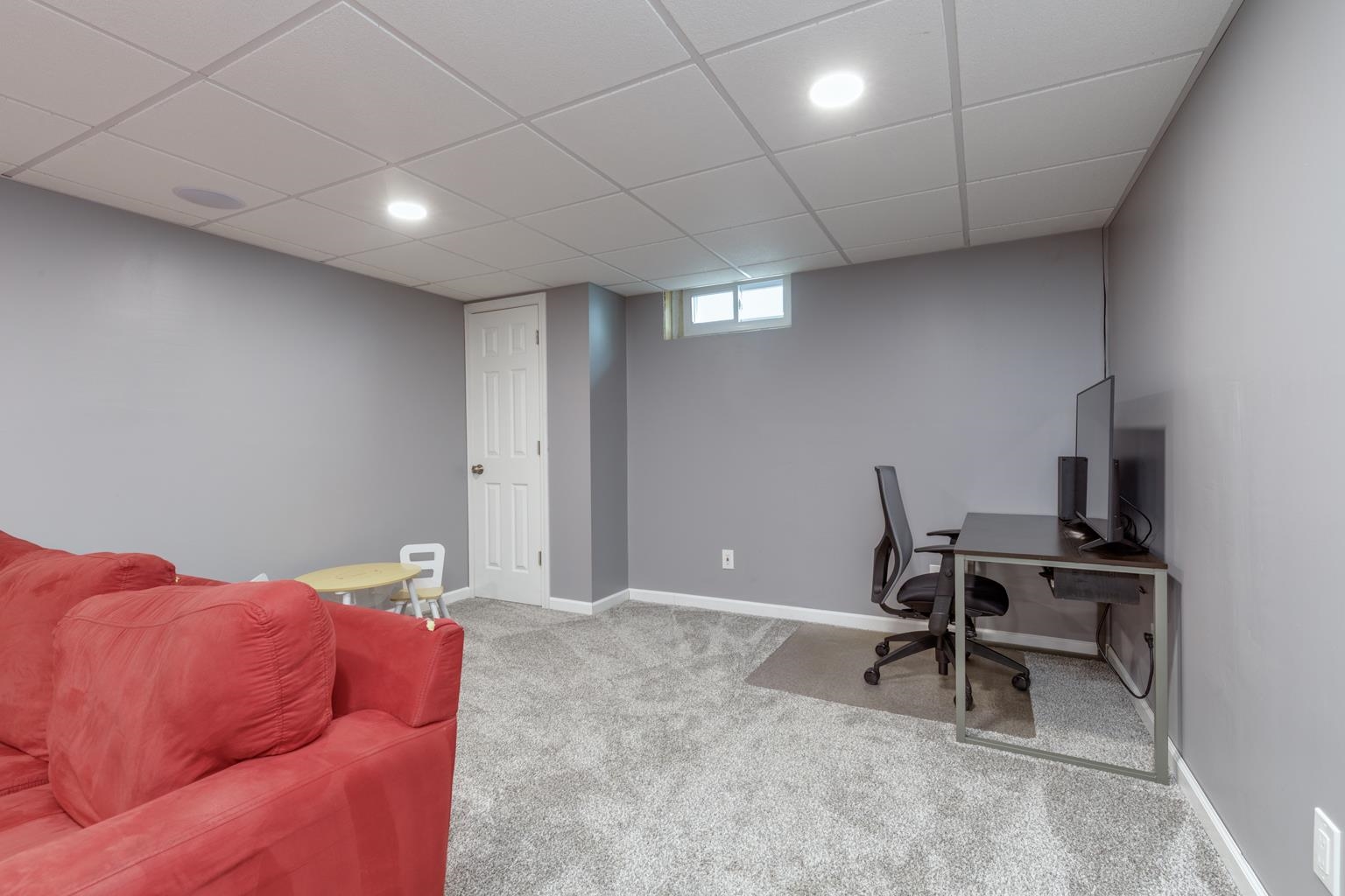 49 Devco Drive Manchester, NH 03103 - Photo 22 of 38