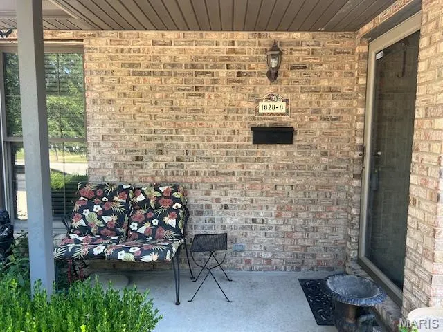 $198,500 | 1828 West Boulevard, Unit B, Belleville, IL 62221
