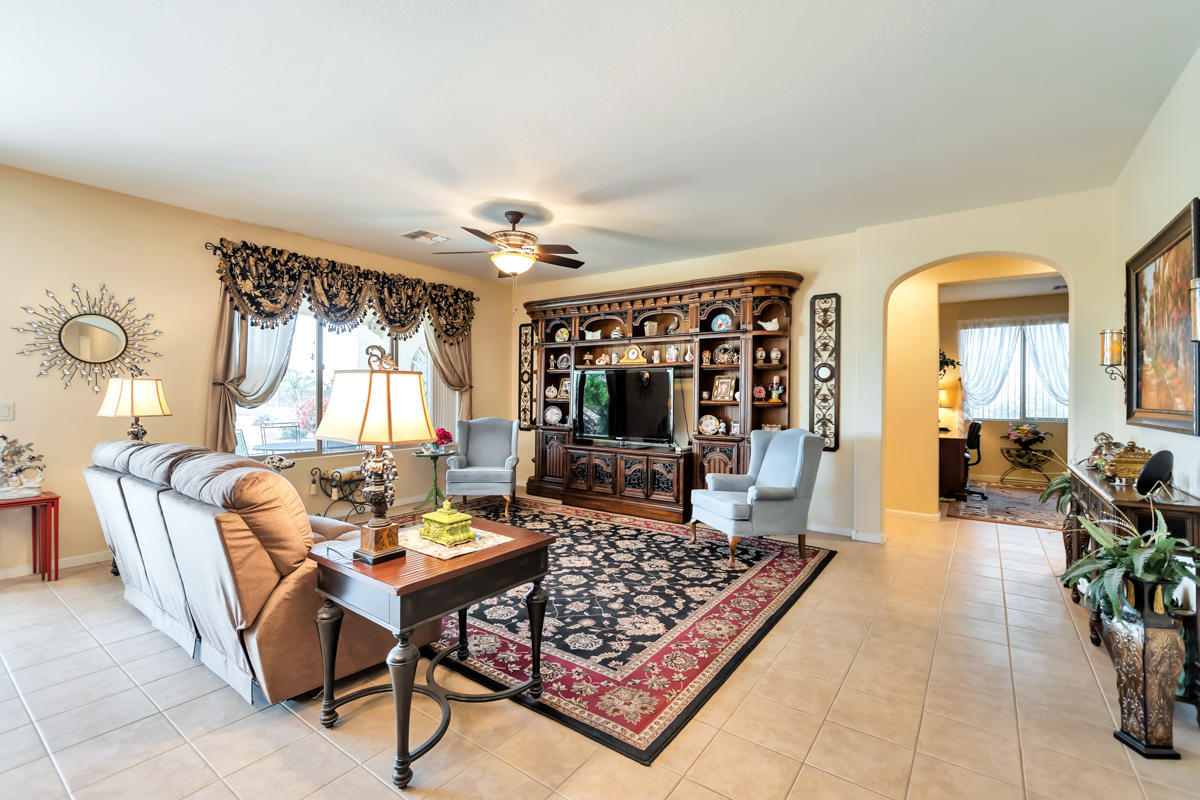 16439 West Berkeley Road Goodyear, AZ 85395 - Photo 15 of 30 QPT - DSC_3887