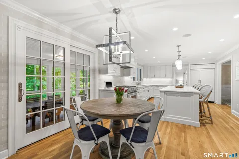 $2,549,000 | 599 North Wilton Road, New Canaan, CT 06840