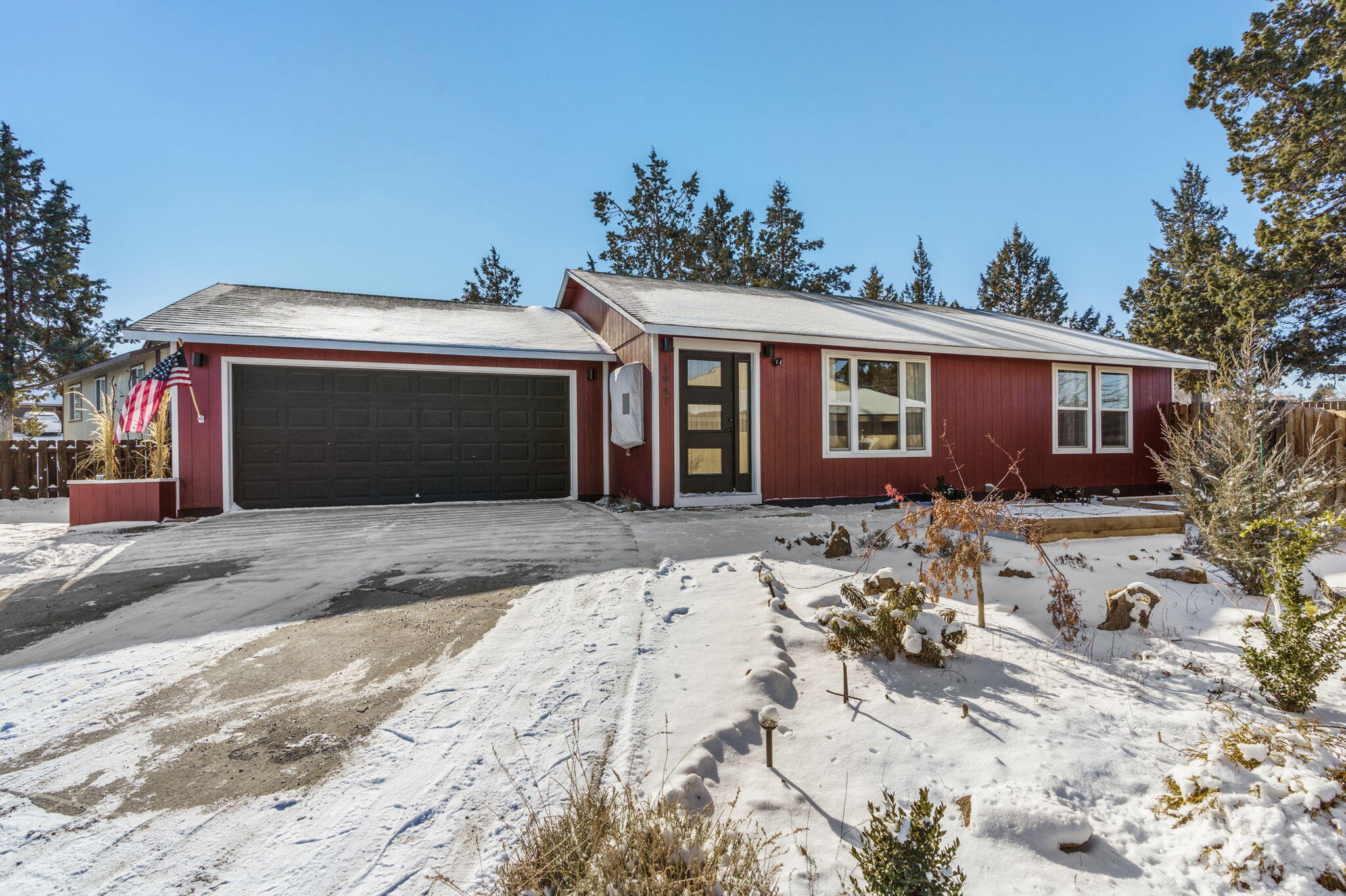 1947 Southwest 33rd Street Redmond, OR 97756 - Photo 1 of 24 2023_01_29_1947_sw_33rd_st_rdm-4