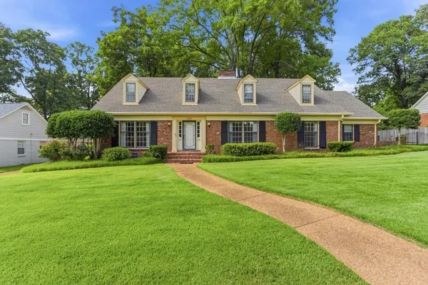 $489,900 | 5332 Southwood Drive, Memphis, TN 38120